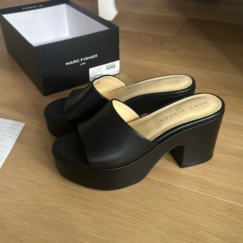 Marc Fisher Forina Platform Slide Sandal 7